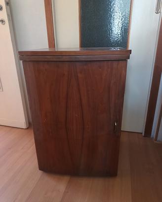 macchina da cucire elettrica con mobile radica