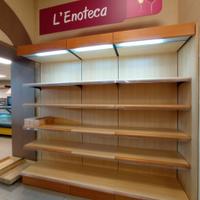 Scaffalatura di   legno 