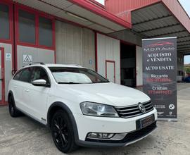 Volkswagen Passat Alltrack 2.0 TDI DSG 4motion Blu