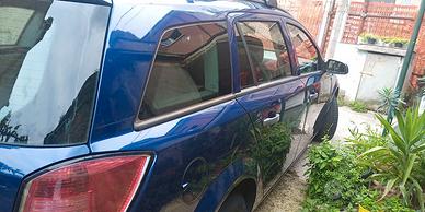 Primo proprietario Opel Astra H CDTI 74kw -101cs