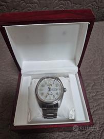 Elegante orologio Citizen Eco-Drive Super Titanium