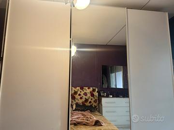 Armadio capiente 3 porte scorrevoli