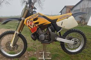 suzuki RM 250 2t