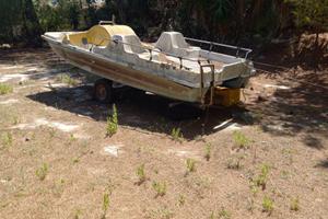 Pedalò usato con carrello (non omologato)