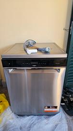 Lavastoviglie Whirpool nuova