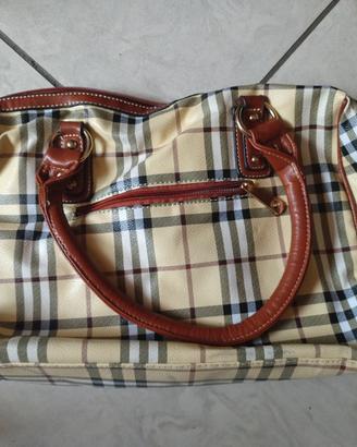 borsa borsone donna lavoro stile Burberry 