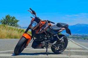 KTM Duke 125