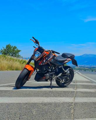 KTM Duke 125
