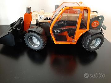 Bruder caricatrice JLG 2505