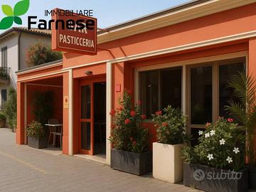 Immobile di 250 m² con 5 locali a Piacenza