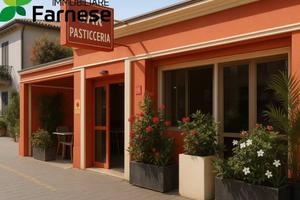 Immobile di 250 m² con 5 locali a Piacenza