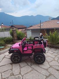 Jeep rosa elettrica