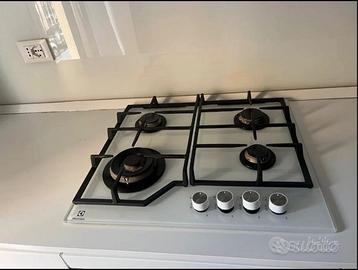 piano cottura 4 fuochi Electrolux vetro bianco EGS