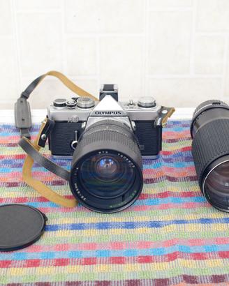 olympus om 1 md  con 2 tokina rmc funzionante