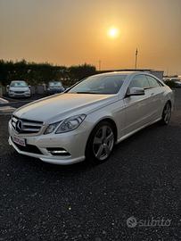 Mercedes-benz E 220 CDI Coupé AMG