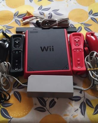 NINTENDO WII MINI CON 8 GIOCHI E ACCESSORI 