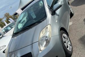 Toyota Yaris 1.3 M-MT 3porte Sol