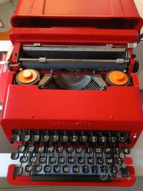 Macchina da scrivere Olivetti Valentine