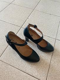 Décolleté con cibturino tacco 9