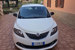 Lancia Ypsilon 1.0 FireFly 5 porte S&S Hybrid Ecoc