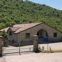 Quadrilocale con giardino + posto auto