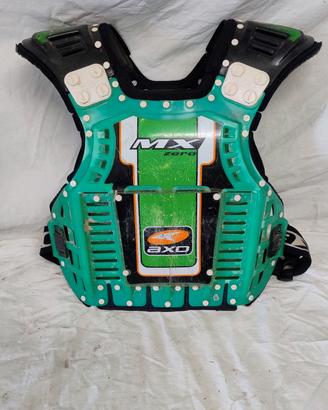 pettorina AXO pantaloni e maglietta 