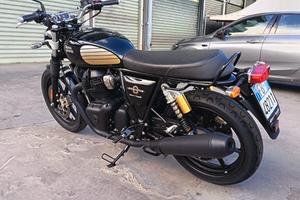 Royal Enfield Altro