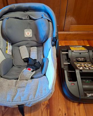 Seggiolino auto Peg Perego e base
