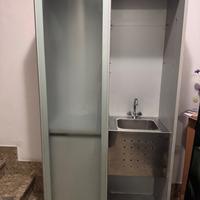 Mobile con lavabo