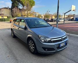 Opel astra 1.6gpl unico proprietario