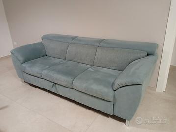 Divano Kira colore Luna