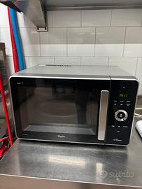 Forno a microonde della Whirlpool