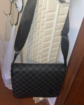 borsello LV—