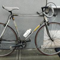 Vecchia bici da corsa vintage cambio Campagnolo 