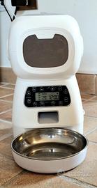 Distributore di cibo per cani/gatti