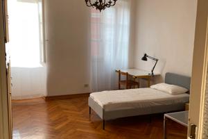 STANZA DOPPIA AD USO SINGOLO PER STUDENTESSA