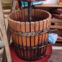 Attrezzatura per vino