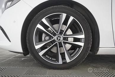 MERCEDES-BENZ CLA sse B B 200 d Sport Plus