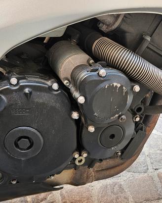 Suzuki GSR 600 leggere descrizione