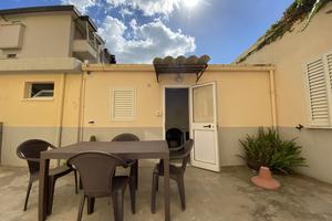 Rif.V11| appartamento follonica