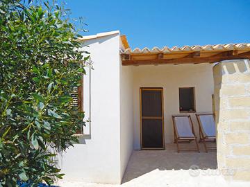 Monolocale blu 2 posti Favignana dal 13 settem