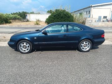 Mercedes CLK 200 kompressor sport 