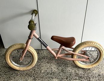 Bici senza pedali Veloretti per bambini – Rosa