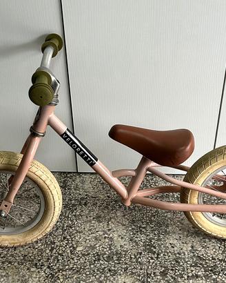 Bici senza pedali Veloretti per bambini – Rosa
