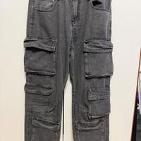 Jeans nero slavato con tasconi