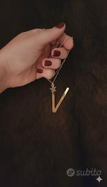 COLLANA con iniziale V