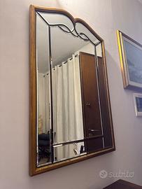 Specchio vintage bisellato con cornice dorata