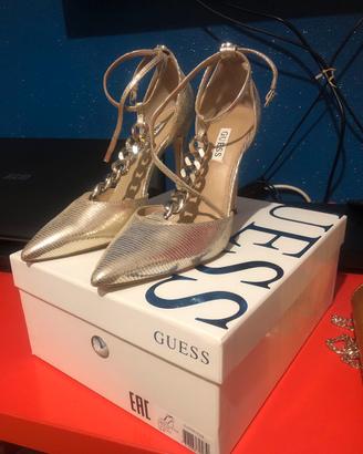 Scarpe con tacco