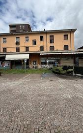 AMPIO BILOCALE IN ZONA SERVITA