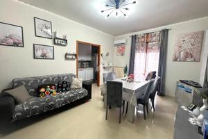 3 LOCALI A FALCIANO DEL MASSICO